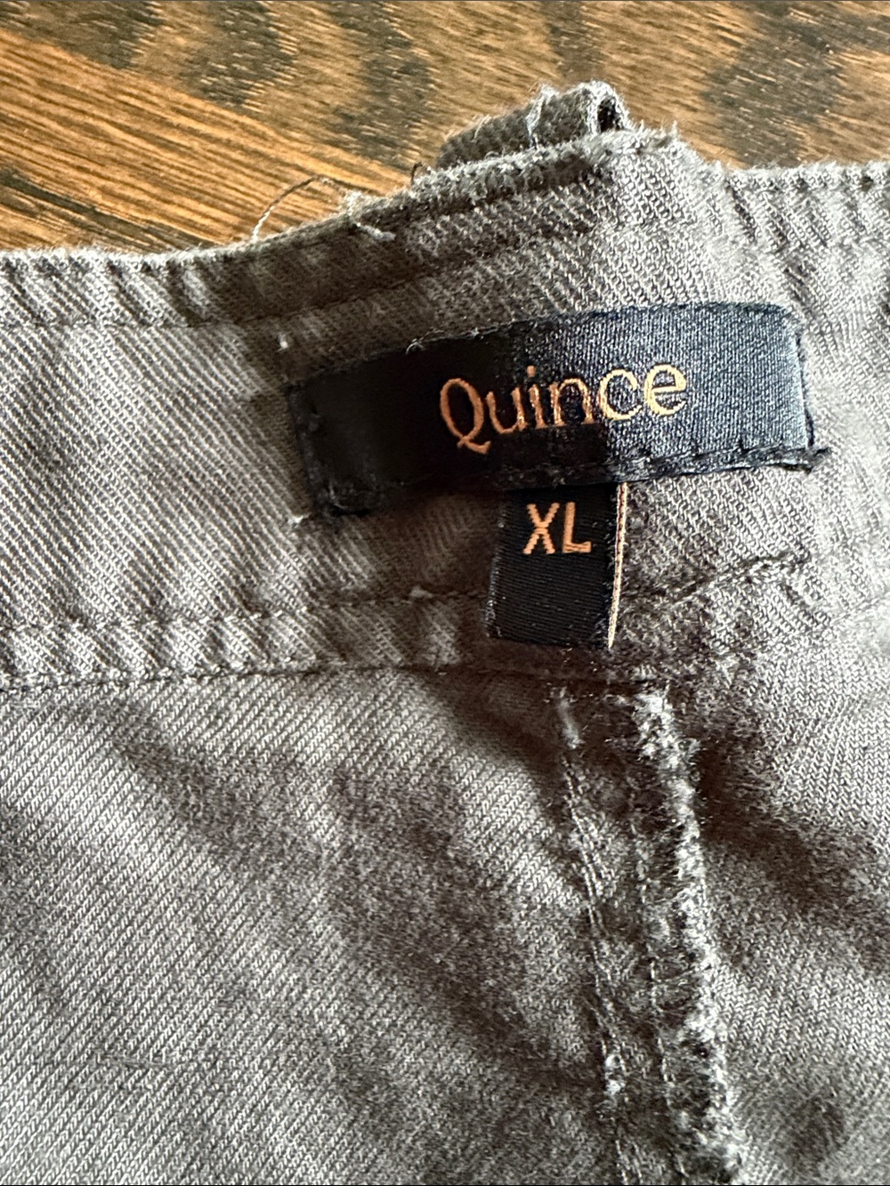 Quince Linen-Blend Cargo Barrel Pants in Gray - Picture 5 of 6